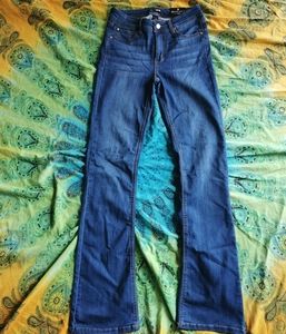 NWT Fashion Nova size 5 Jeans